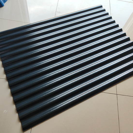 圓波樹脂瓦的排水路徑設(shè)計(jì)是如何考慮的？